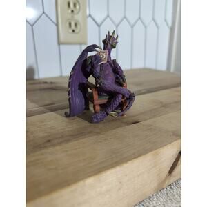 Hamilton Collection Poker Face Ace Dragon Figurine, Hold 'Em‎ Or Fold 'Em Design